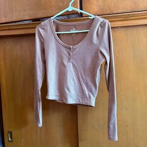 hollister brown cropped long sleeve size small ribbed